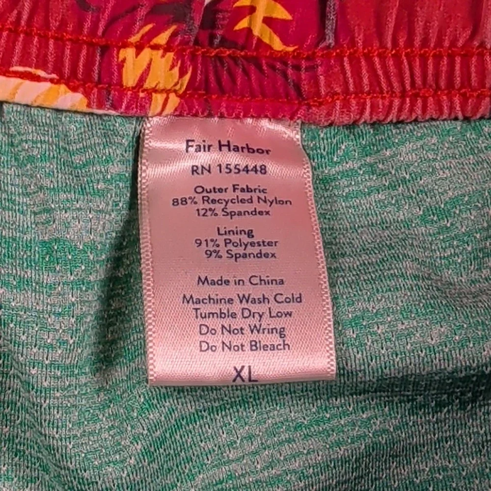 Fair Harbor Mens The Bungalow Floral Swim Trunks XL Recycled Nylon Lined Shorts
